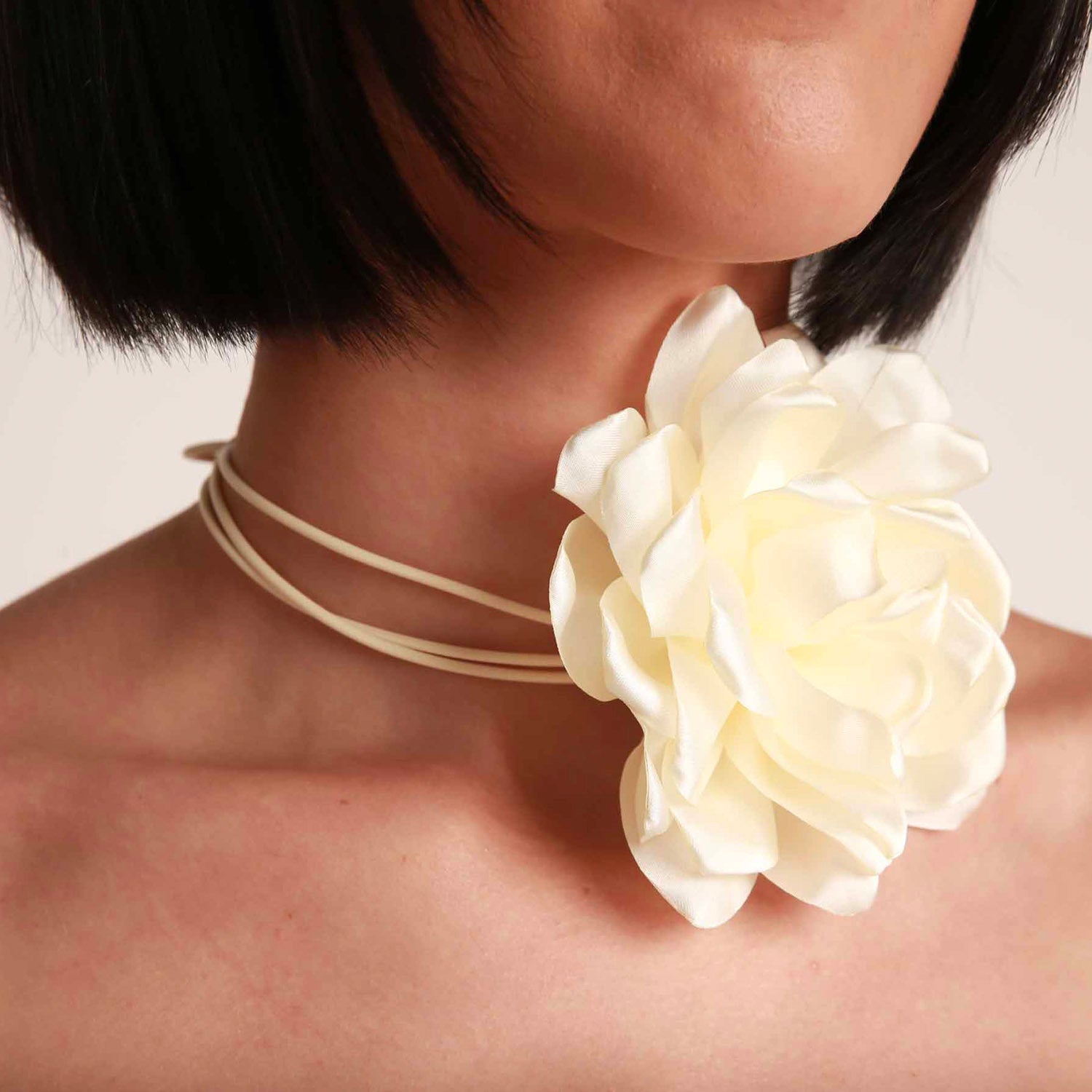 Poppy Cream Flower Tie Necklace