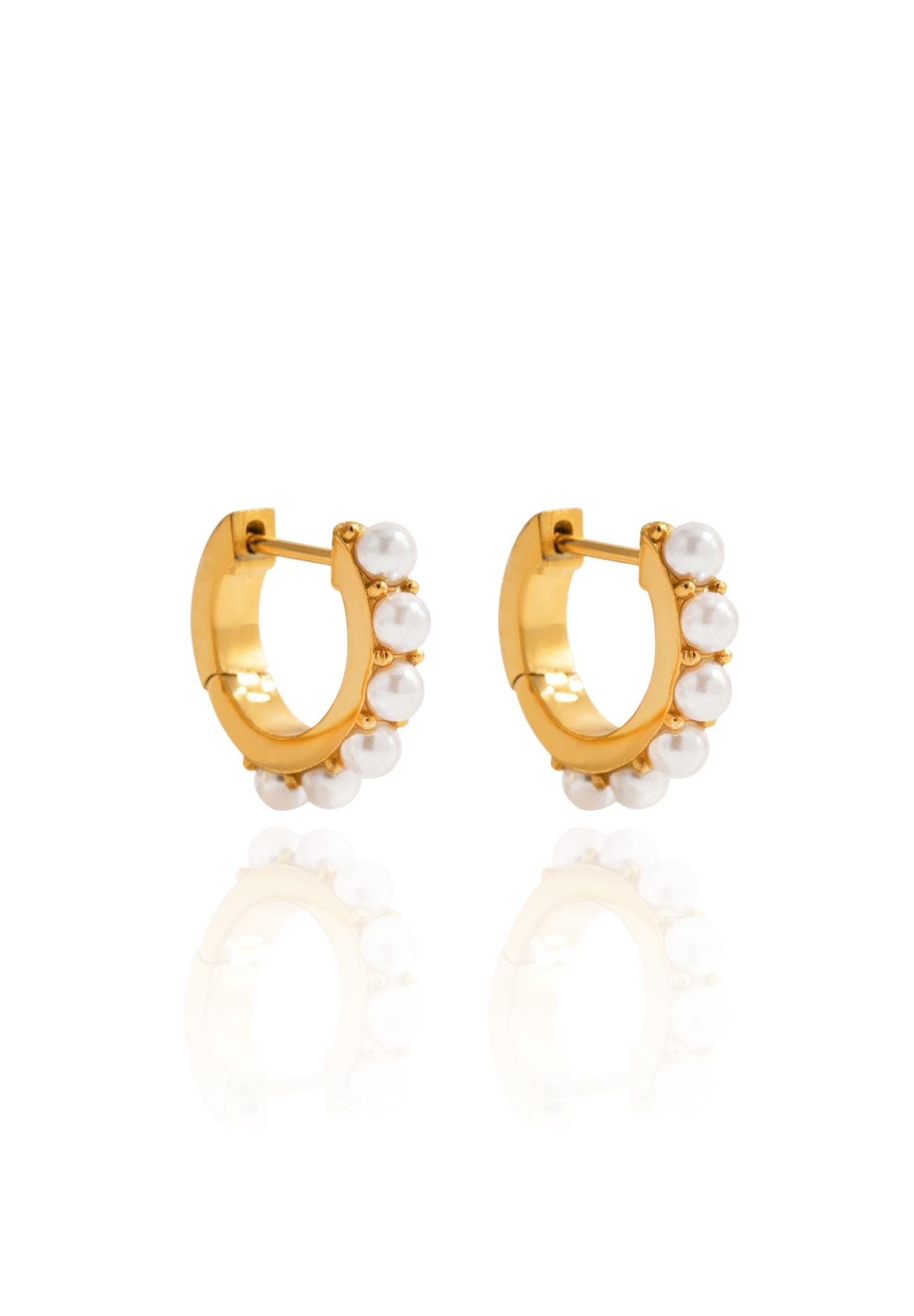 Vera Pearl Earrings